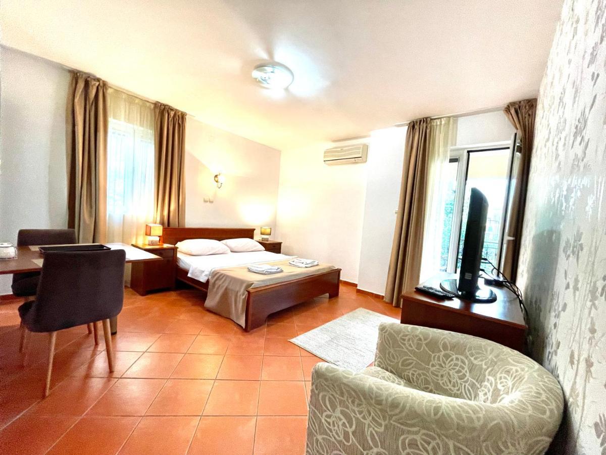 Apartments Petkovic Budva Eksteriør bilde