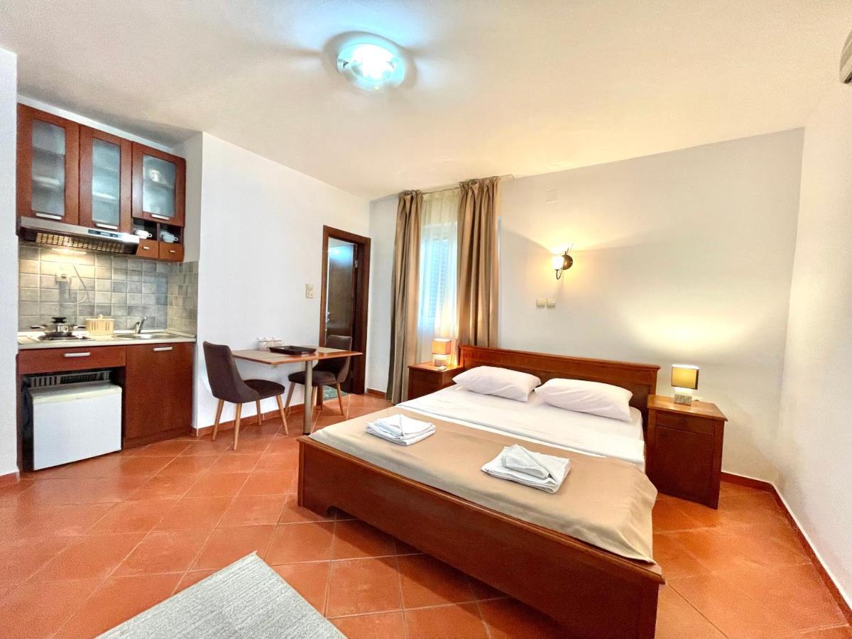 Apartments Petkovic Budva Eksteriør bilde